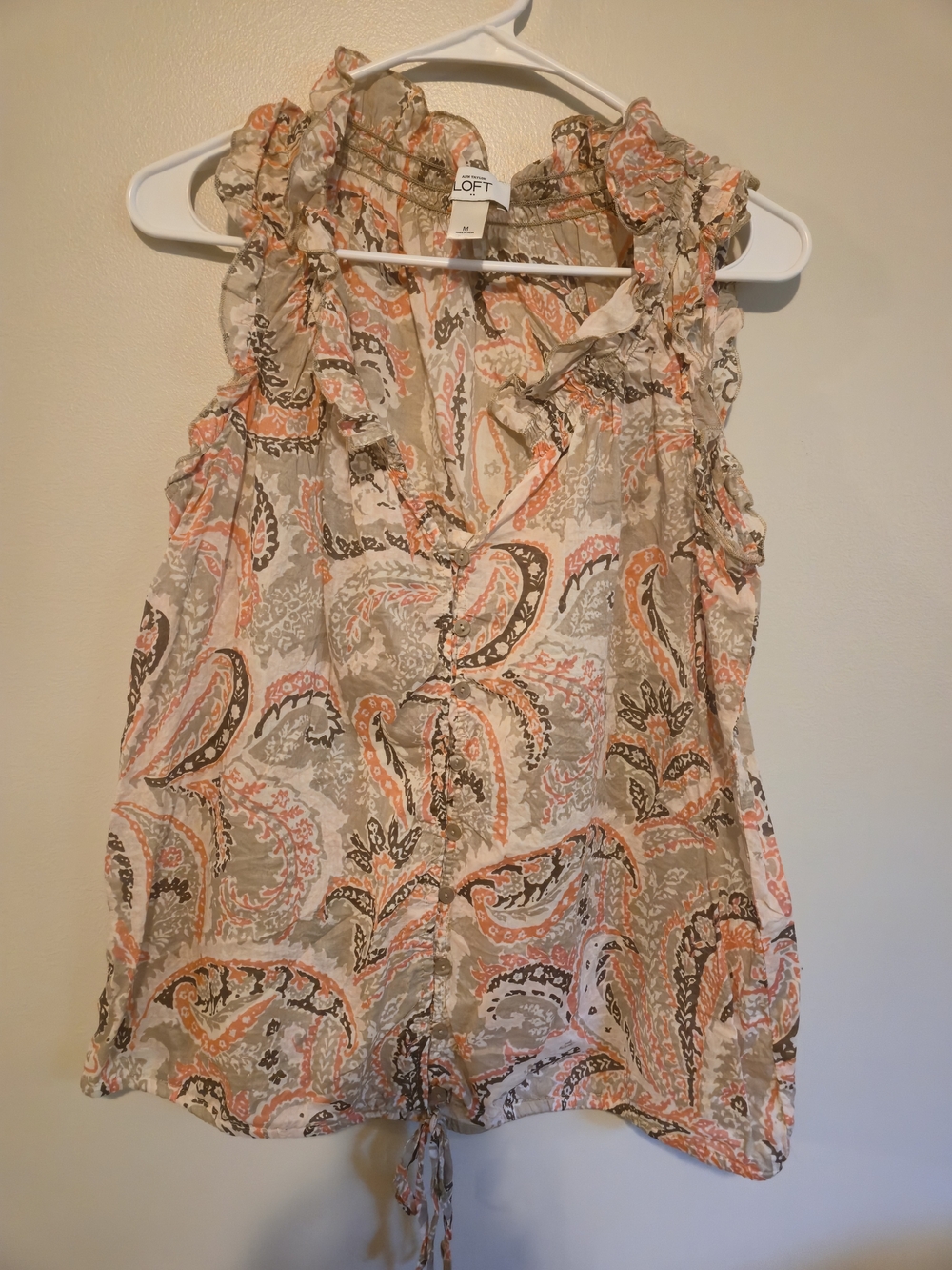 LOFT Paisley Ruffle Tie-Hem Sleeveless Top in Beige and Coral